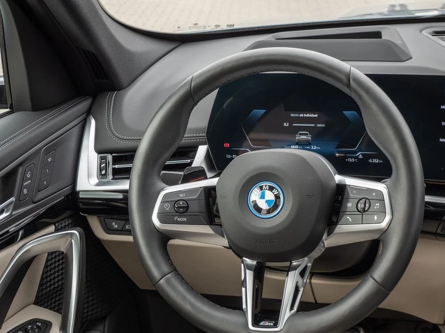Hoofdafbeelding BMW iX1
