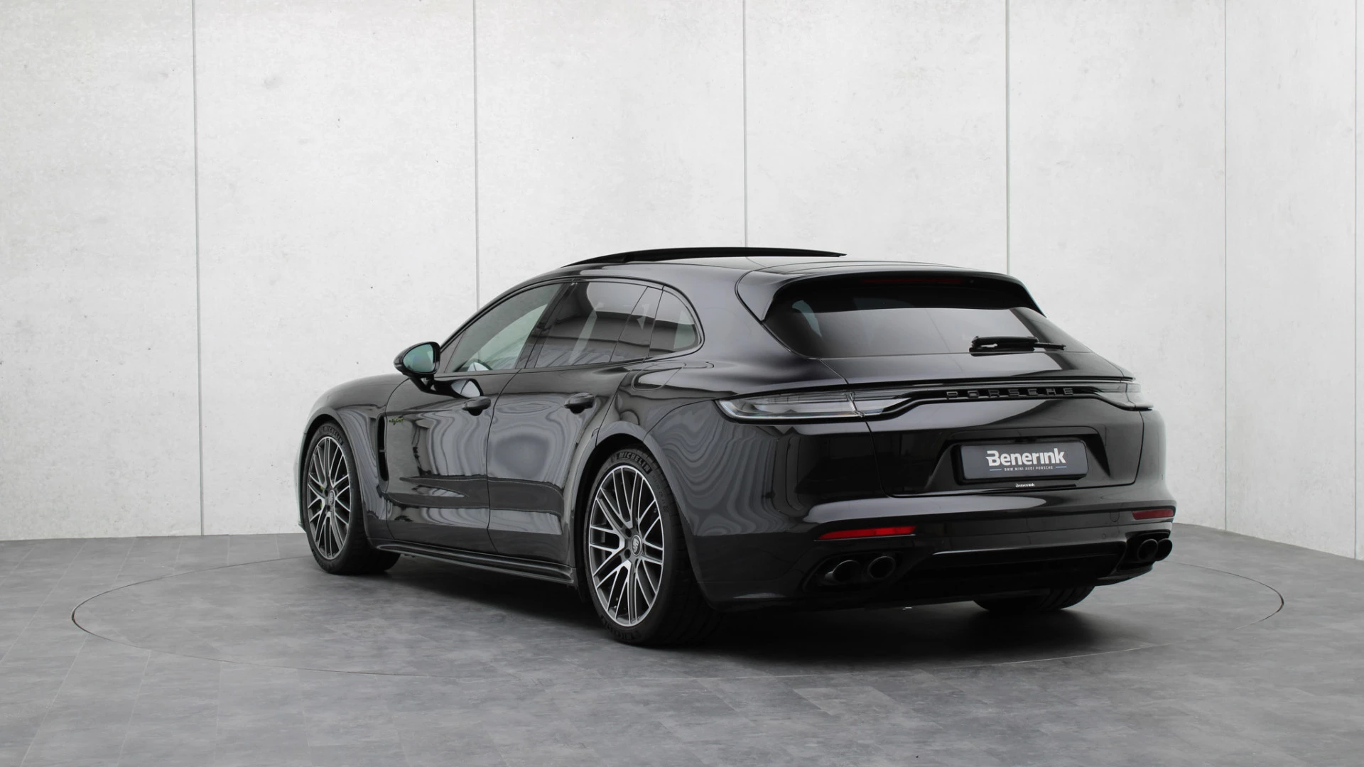 Hoofdafbeelding Porsche Panamera