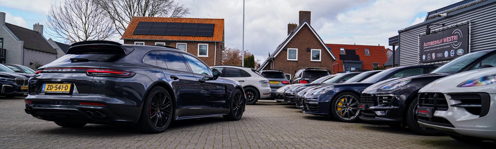 Hoofdafbeelding Porsche Panamera