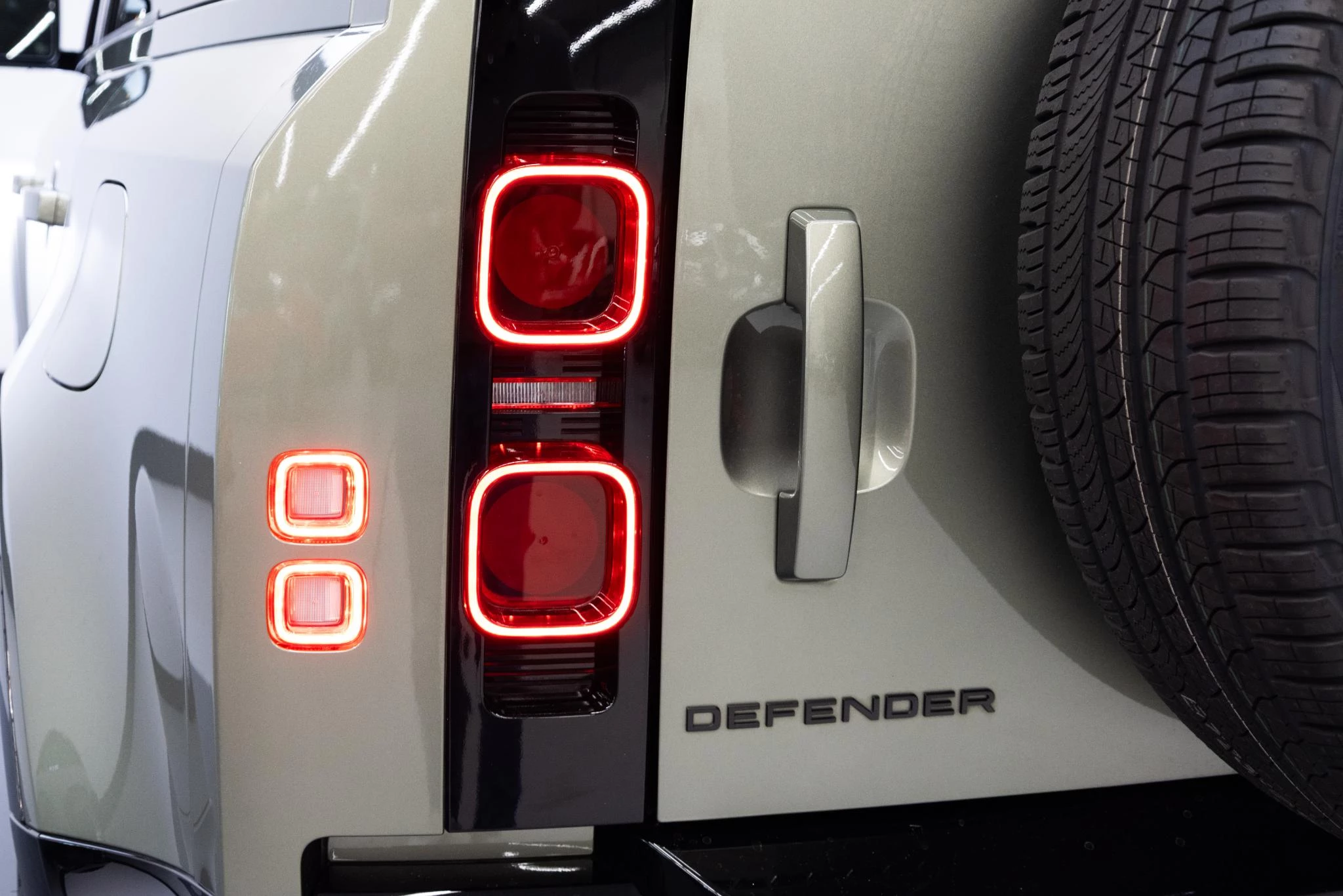 Hoofdafbeelding Land Rover Defender