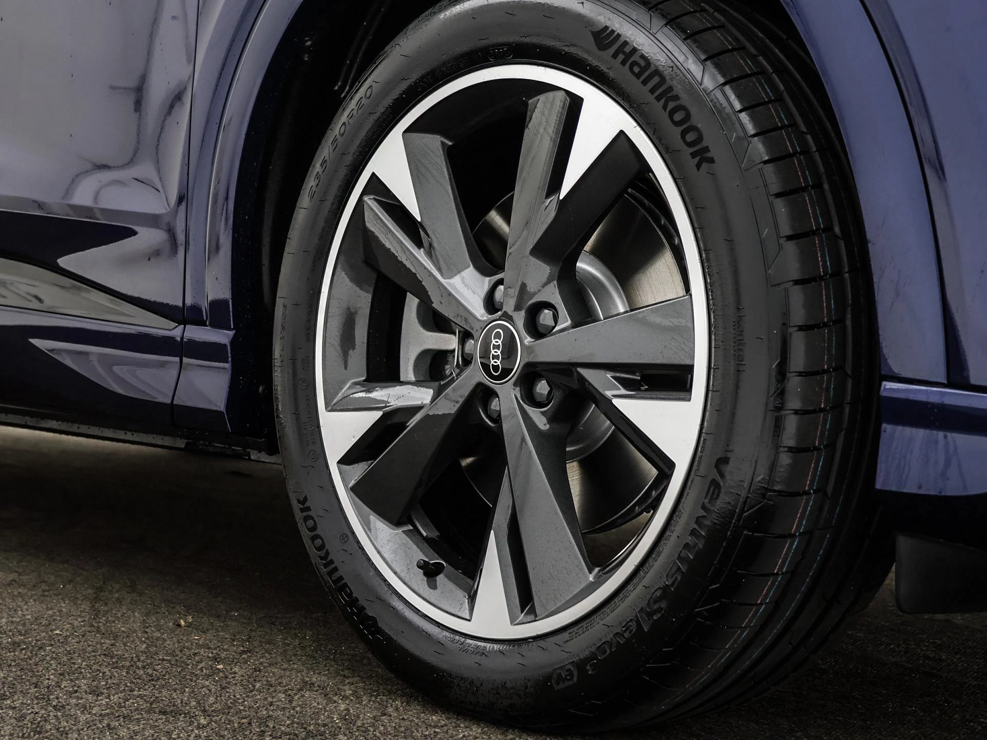 Hoofdafbeelding Audi Q4 e-tron