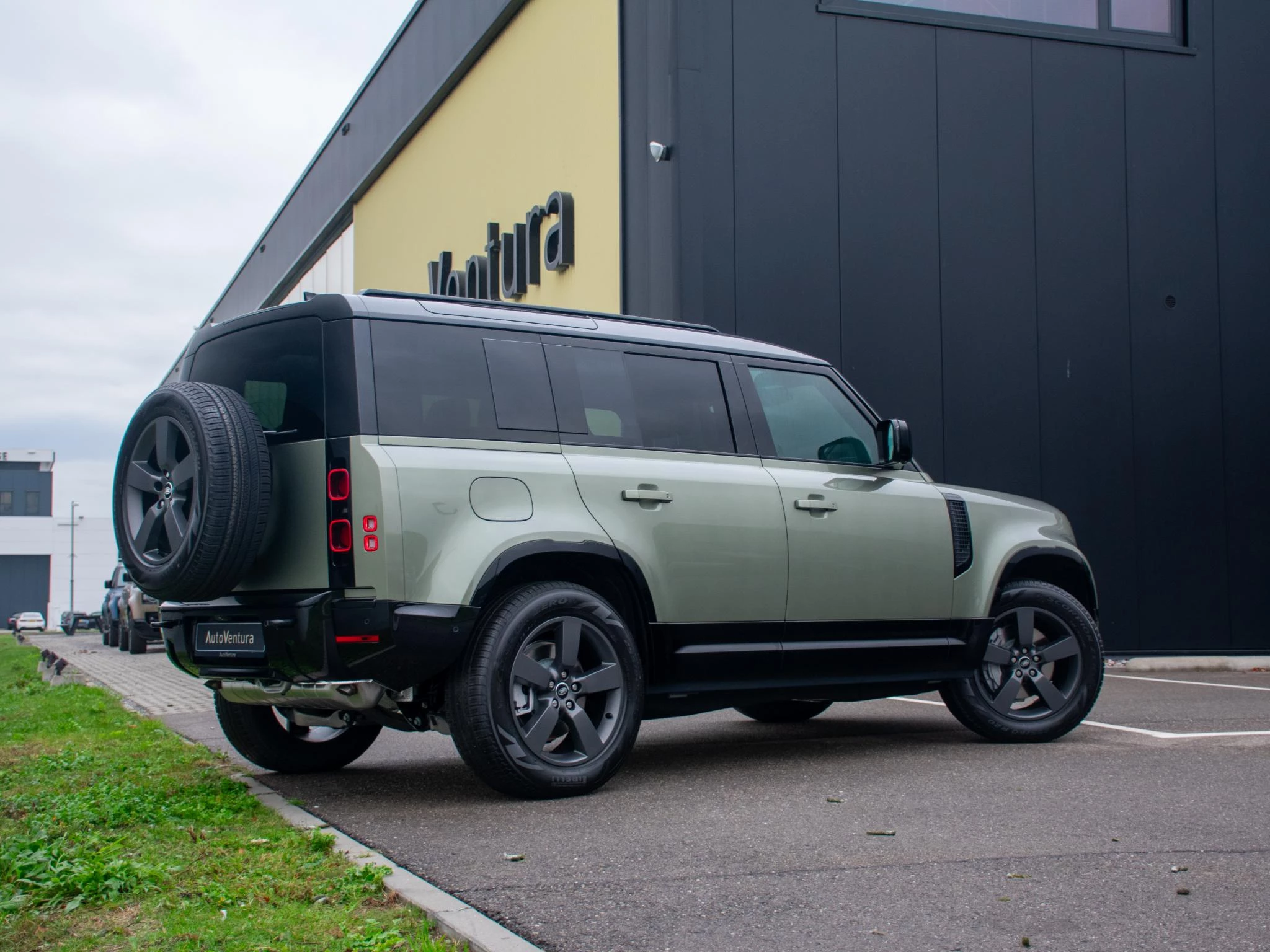 Hoofdafbeelding Land Rover Defender