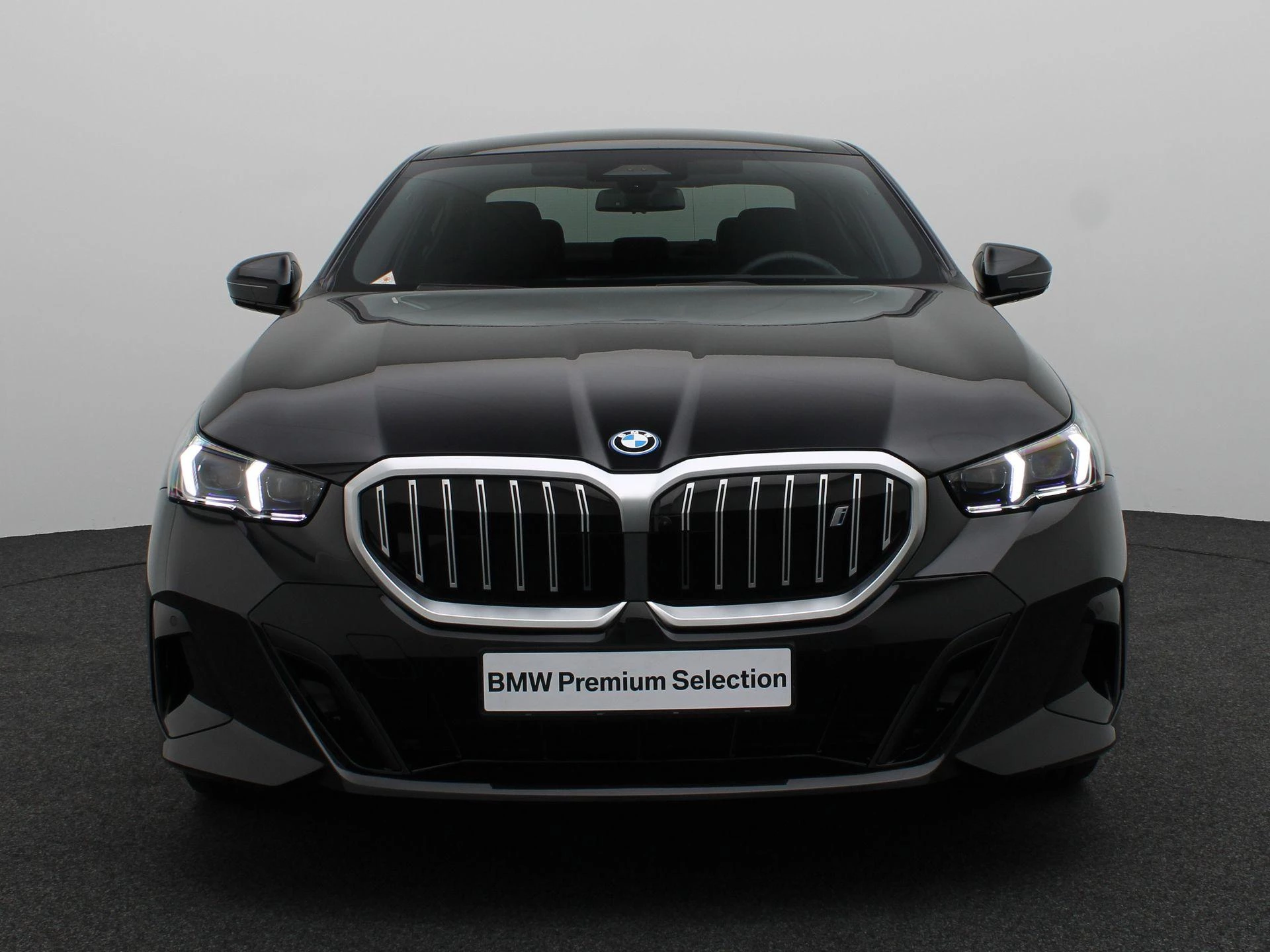 Hoofdafbeelding BMW i5