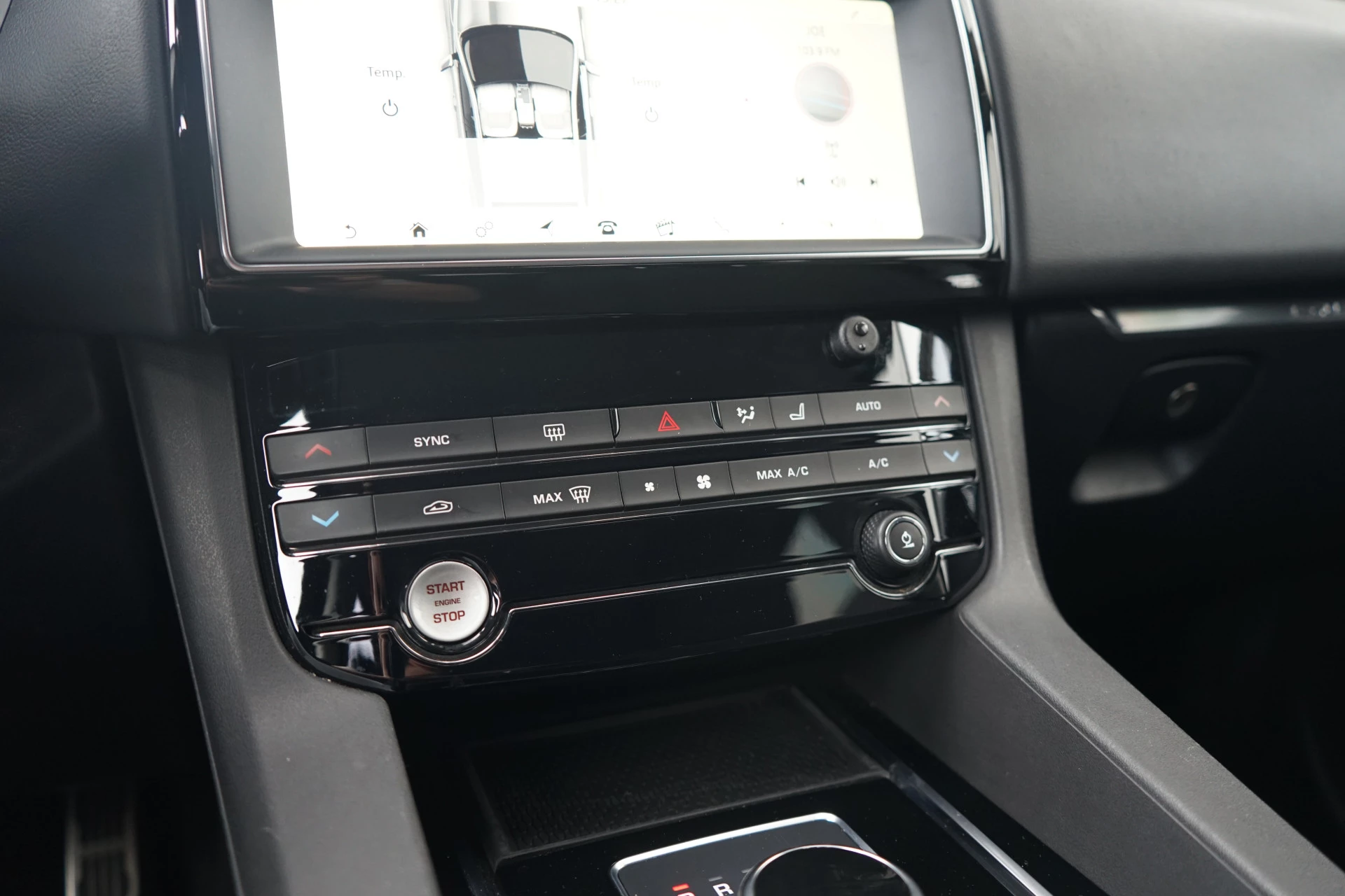 Hoofdafbeelding Jaguar F-PACE