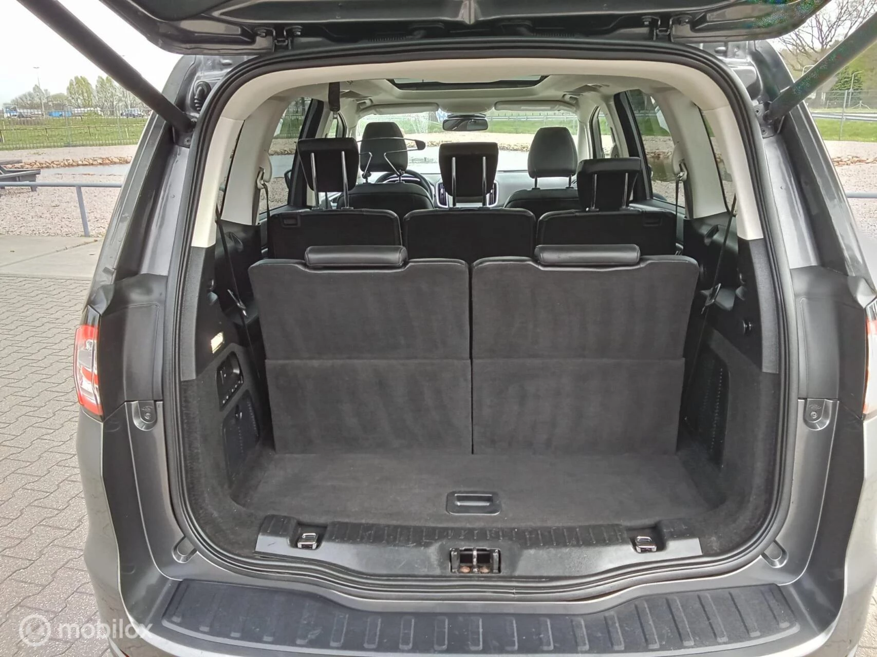 Hoofdafbeelding Ford Galaxy