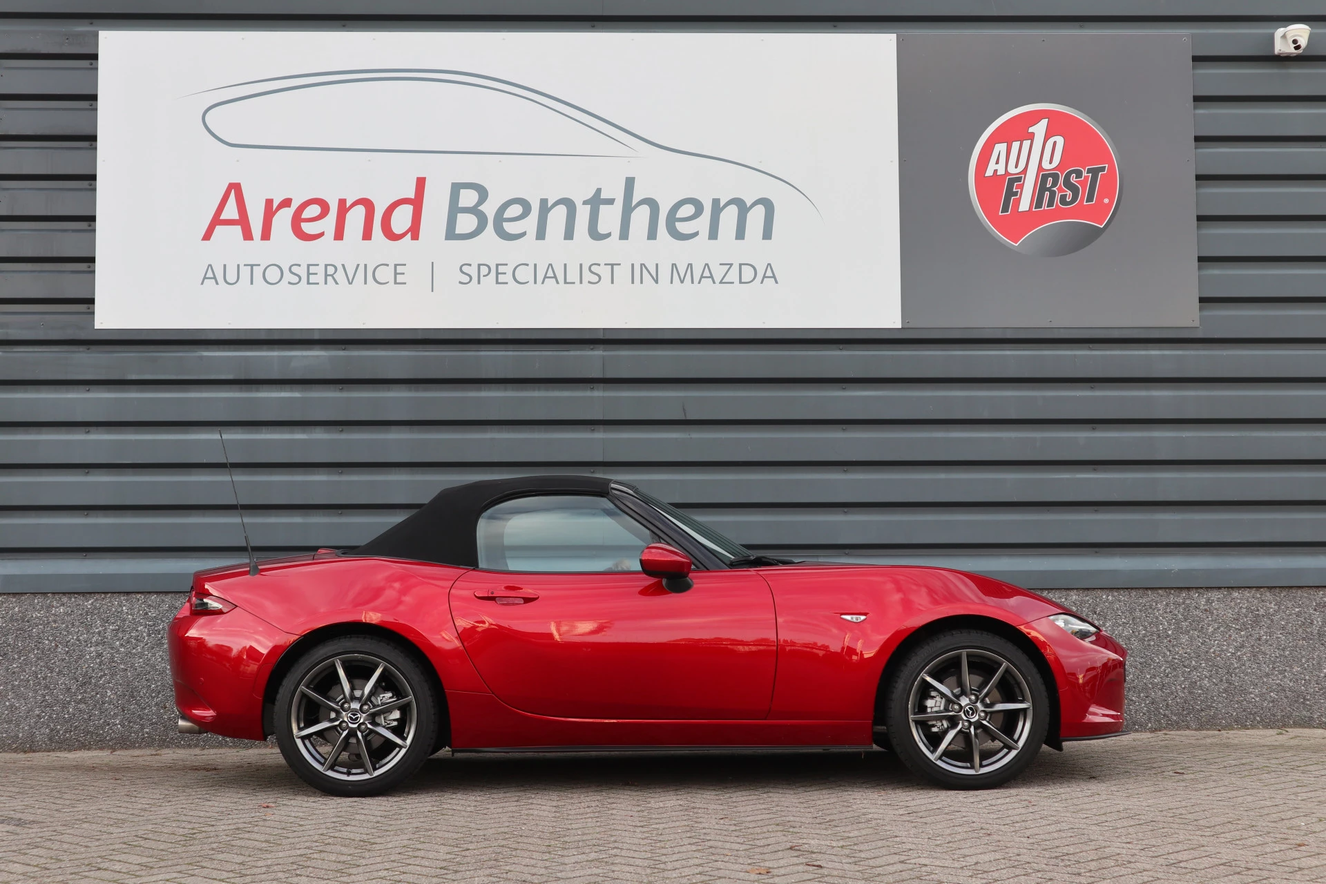 Hoofdafbeelding Mazda MX-5