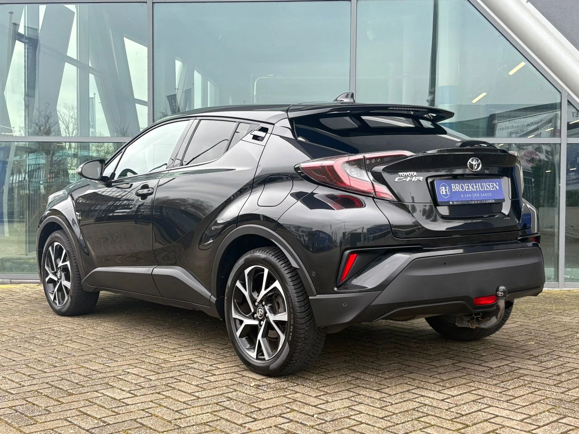 Hoofdafbeelding Toyota C-HR