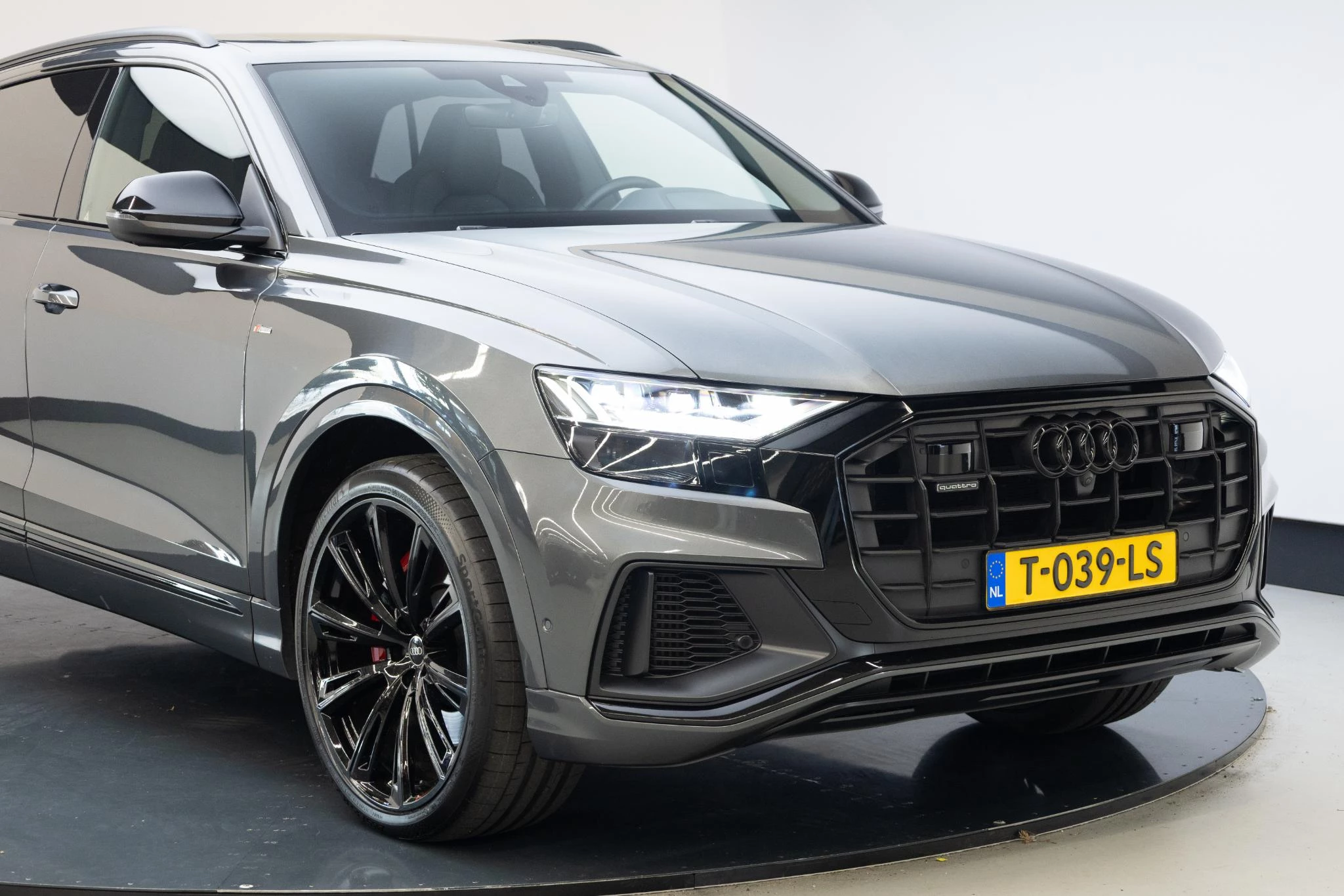 Hoofdafbeelding Audi Q8