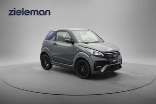 Ligier JS50 dCi Sport Young - 2022 - 6.903 Km - Camera, Leer, Stuurbekrachtiging