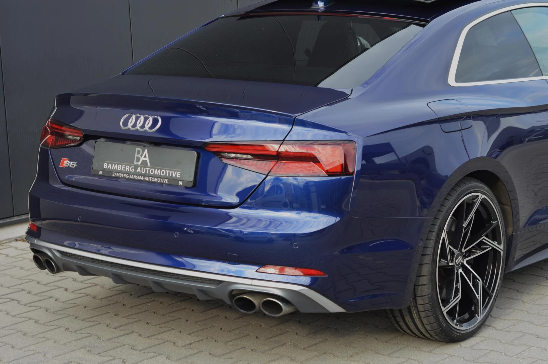 Hoofdafbeelding Audi S5