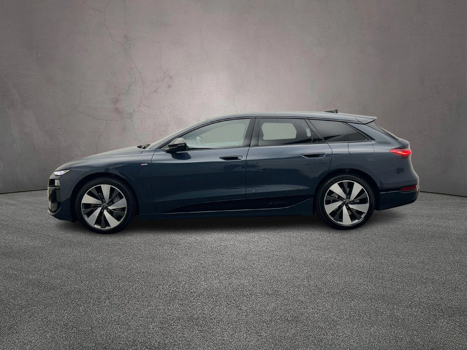 Hoofdafbeelding Audi A6 Avant e-tron