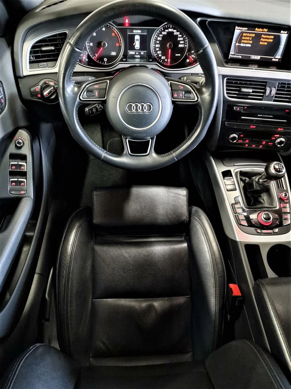 Hoofdafbeelding Audi A4