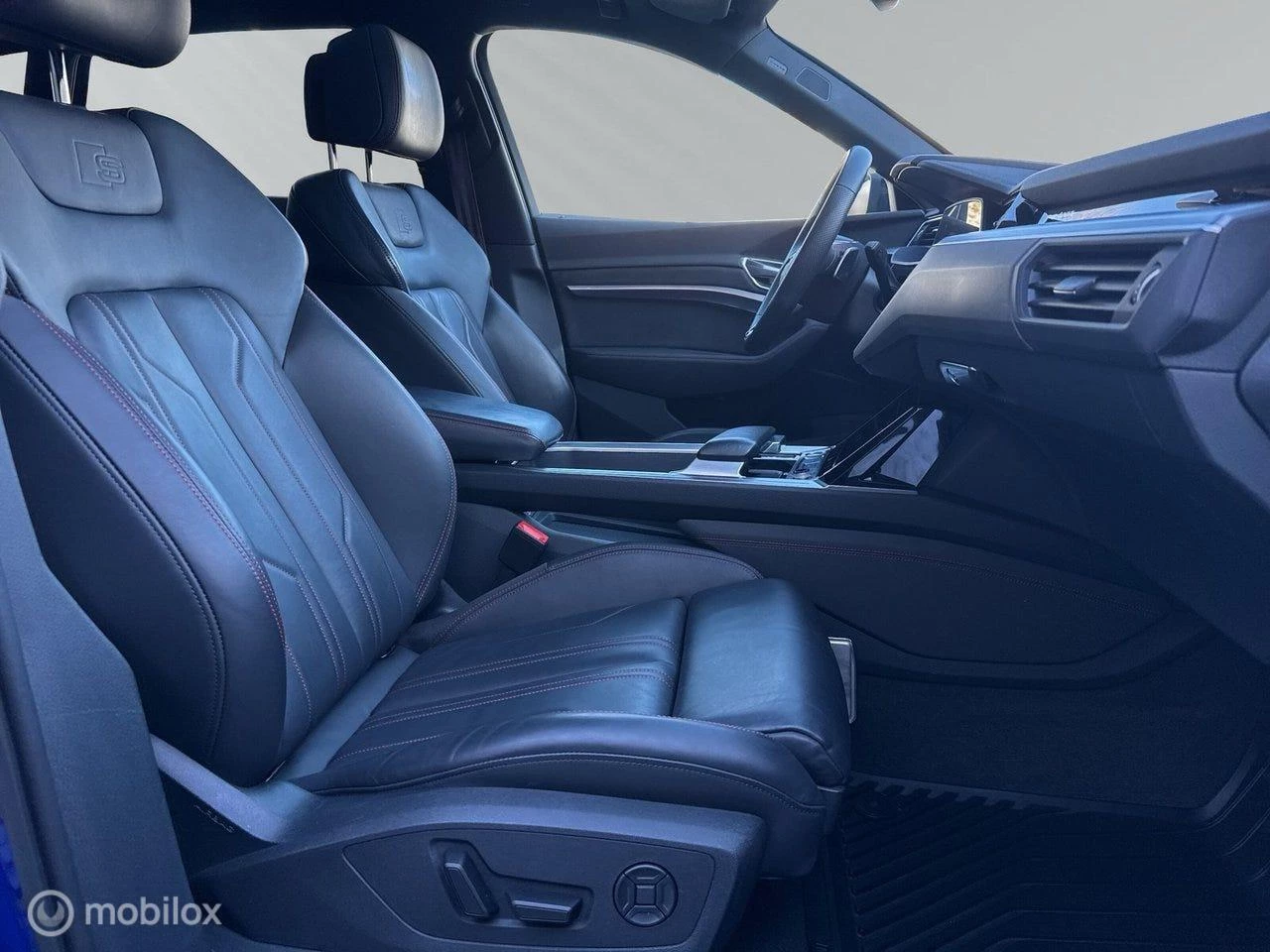 Hoofdafbeelding Audi Q8 e-tron