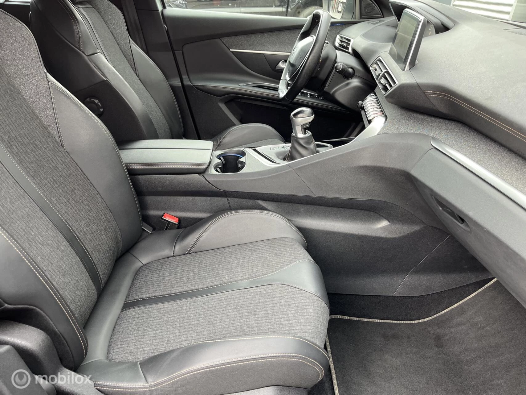 Hoofdafbeelding Peugeot 5008