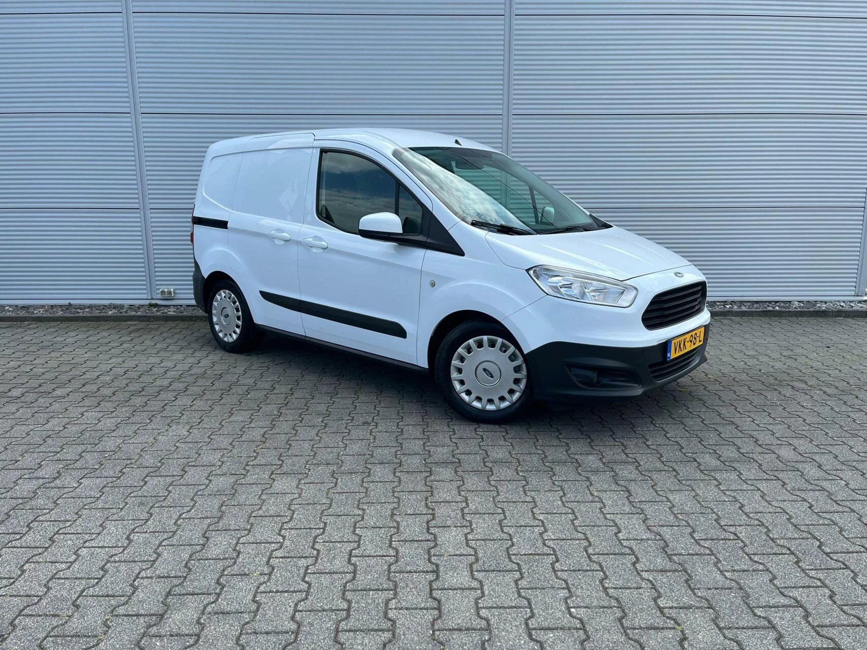 Hoofdafbeelding Ford Transit Courier