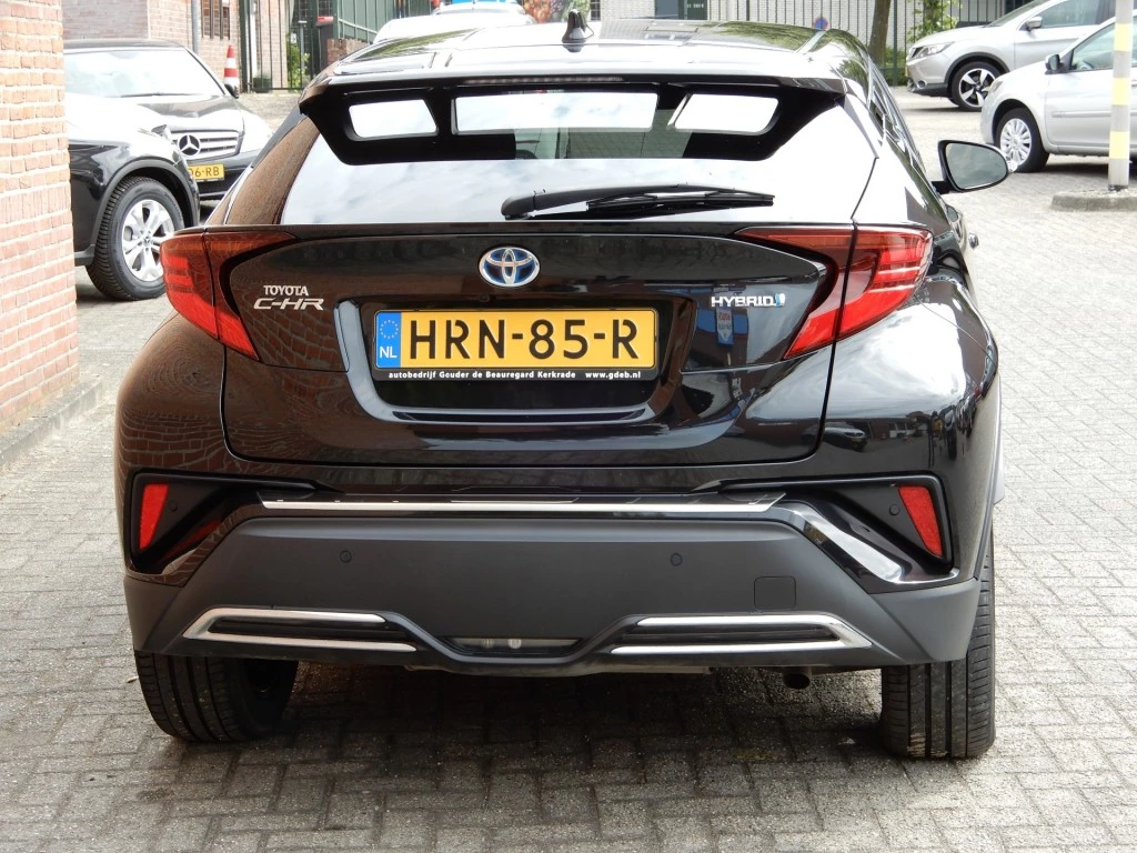 Hoofdafbeelding Toyota C-HR