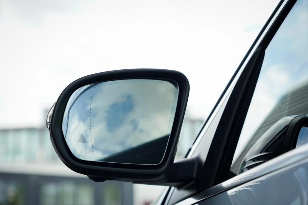 Hoofdafbeelding Mercedes-Benz EQC