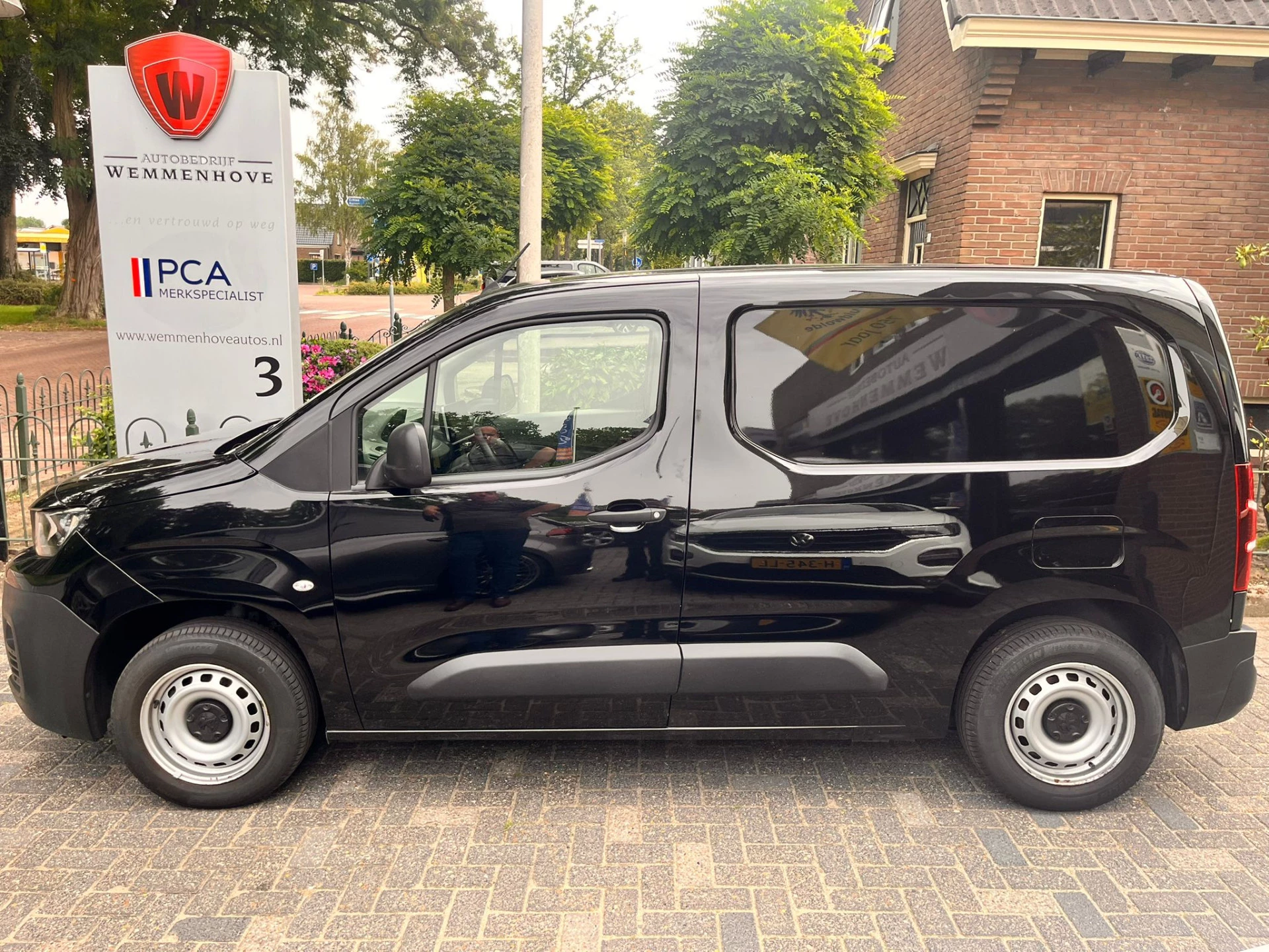 Hoofdafbeelding Peugeot Partner