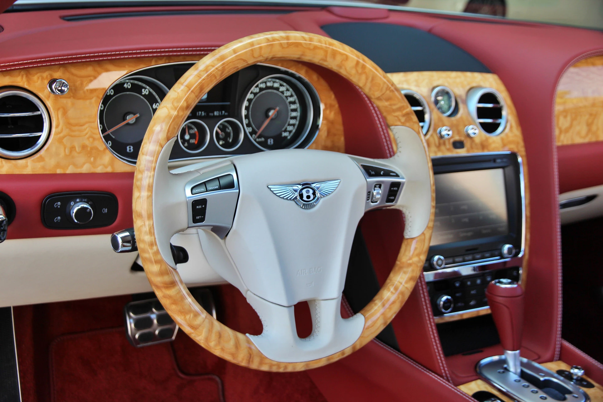 Hoofdafbeelding Bentley Flying Spur