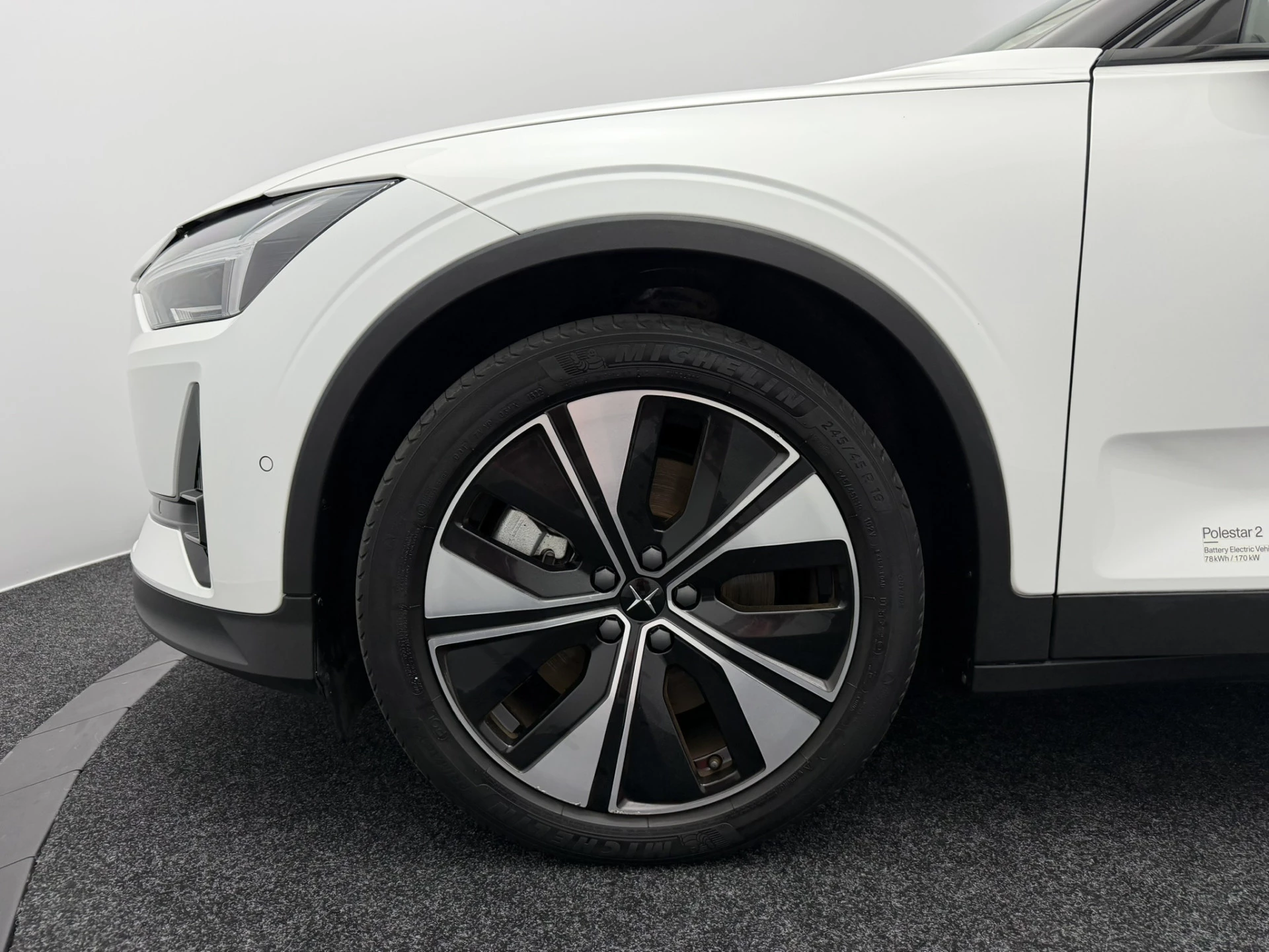 Hoofdafbeelding Polestar 2