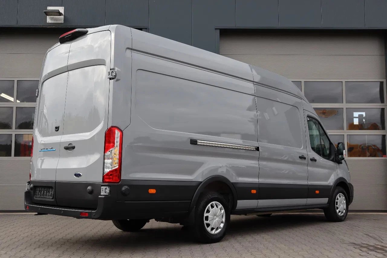 Hoofdafbeelding Ford E-Transit