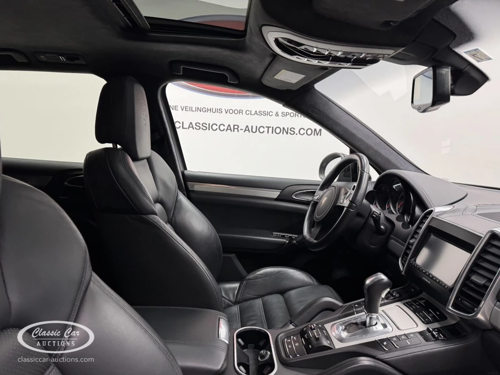 Hoofdafbeelding Porsche Cayenne