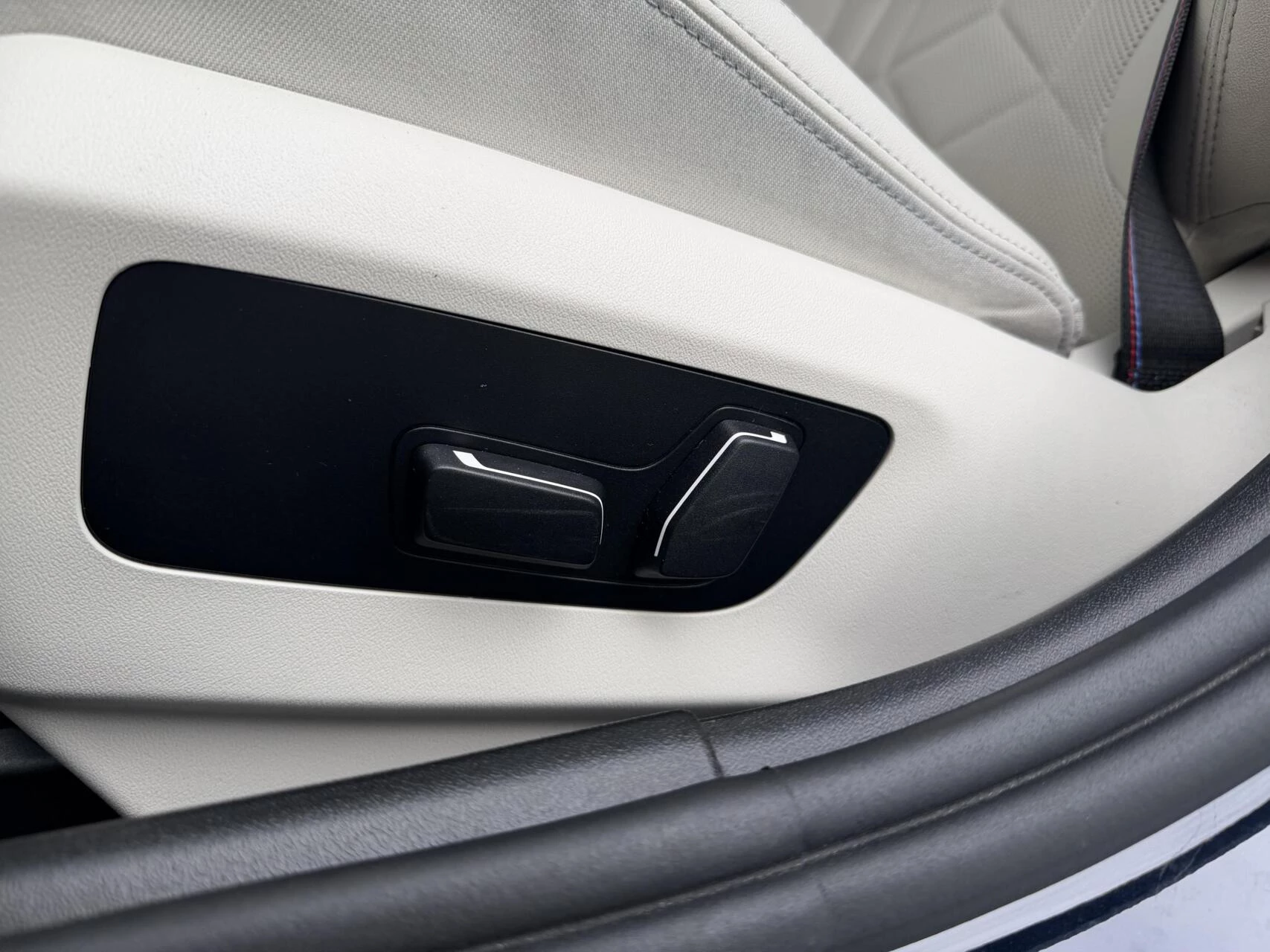 Hoofdafbeelding BMW i5