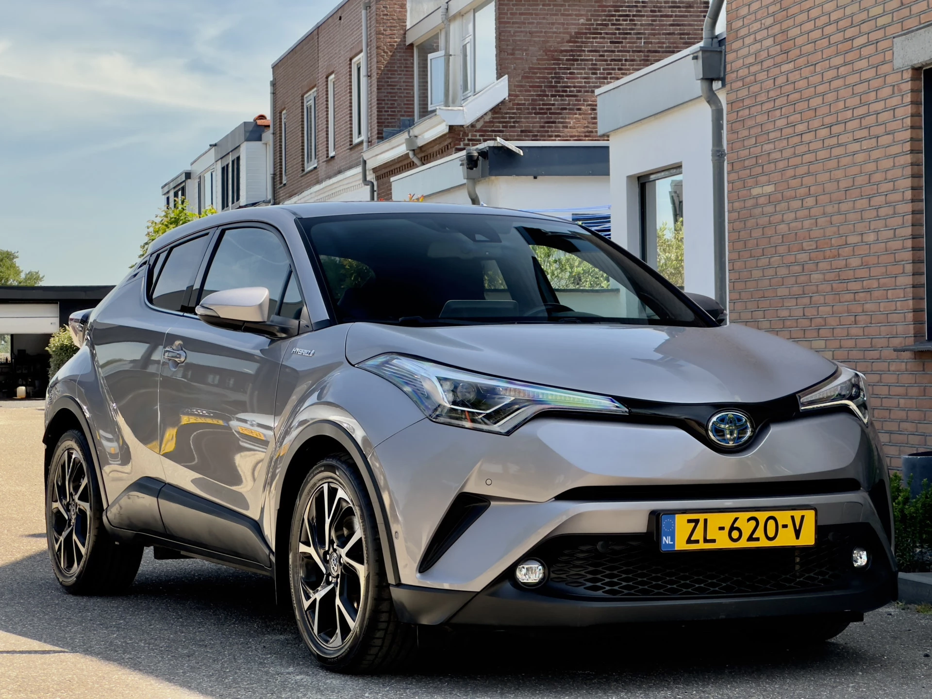 Hoofdafbeelding Toyota C-HR