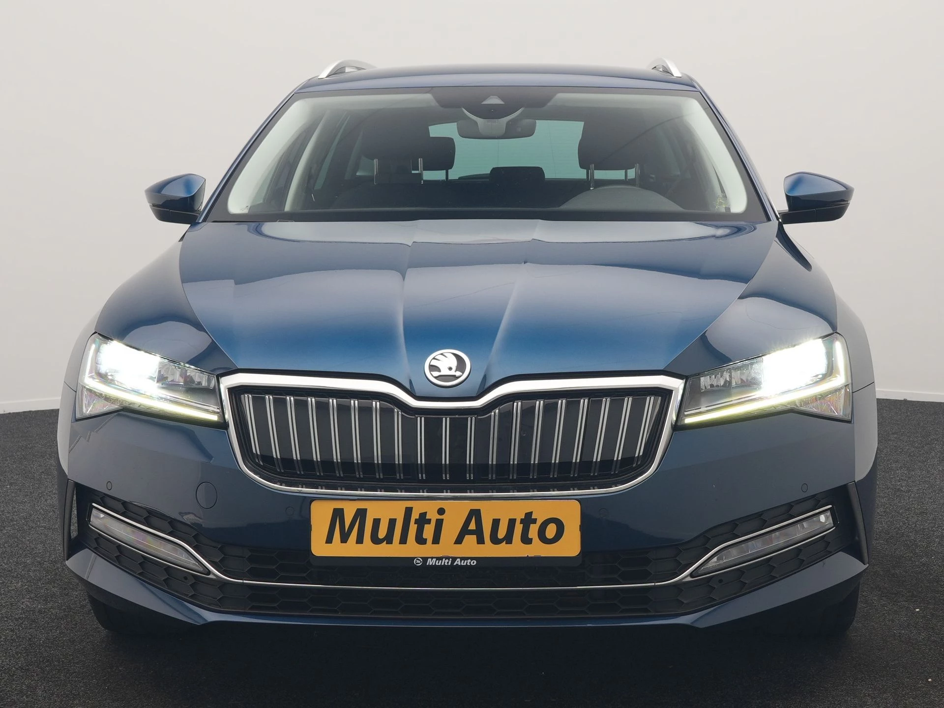 Hoofdafbeelding Škoda Superb