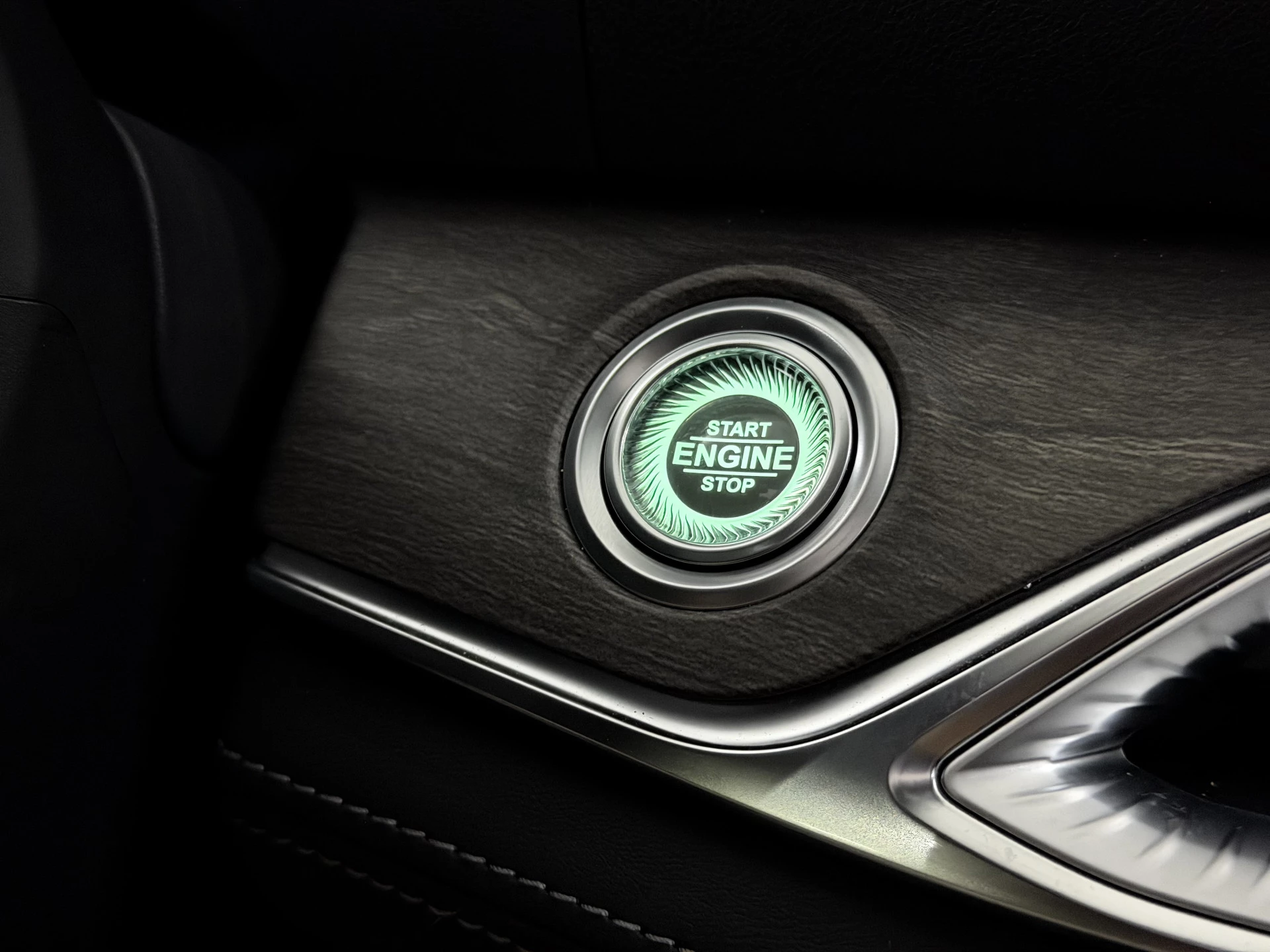 Hoofdafbeelding DFSK E5 PHEV