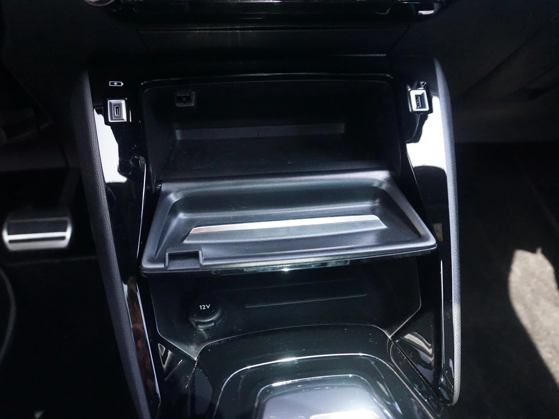 Hoofdafbeelding Peugeot e-208