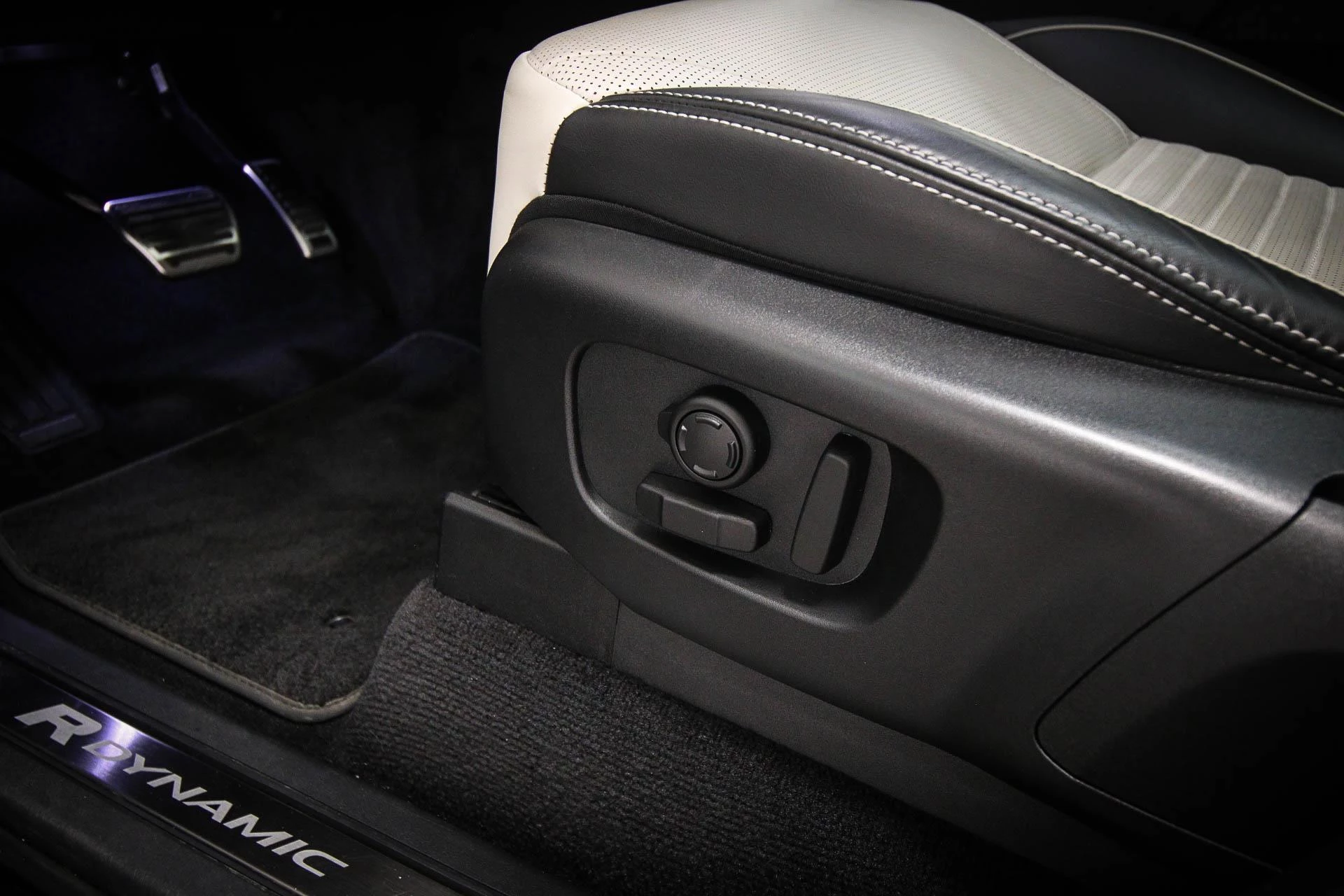 Hoofdafbeelding Land Rover Discovery