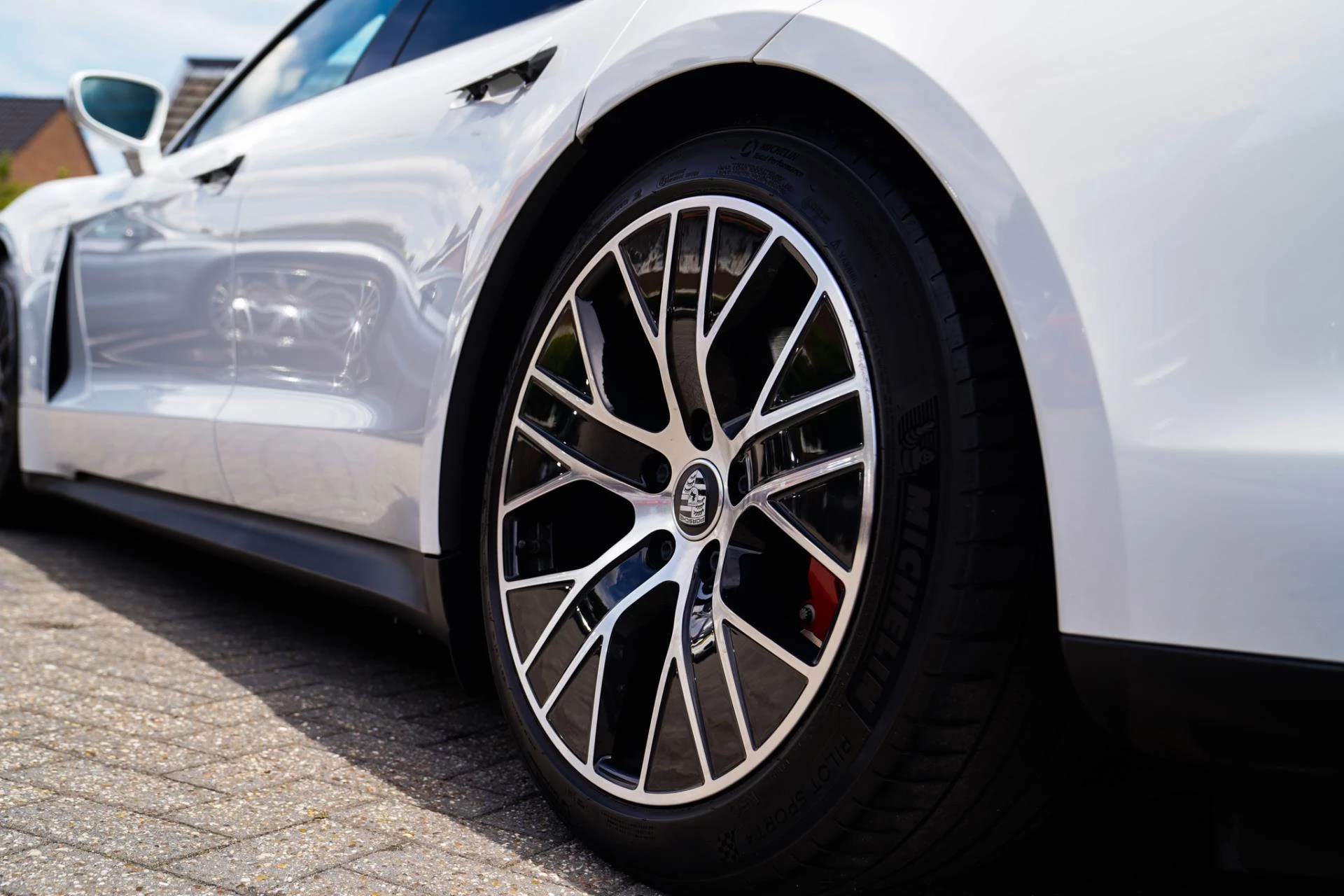 Hoofdafbeelding Porsche Taycan