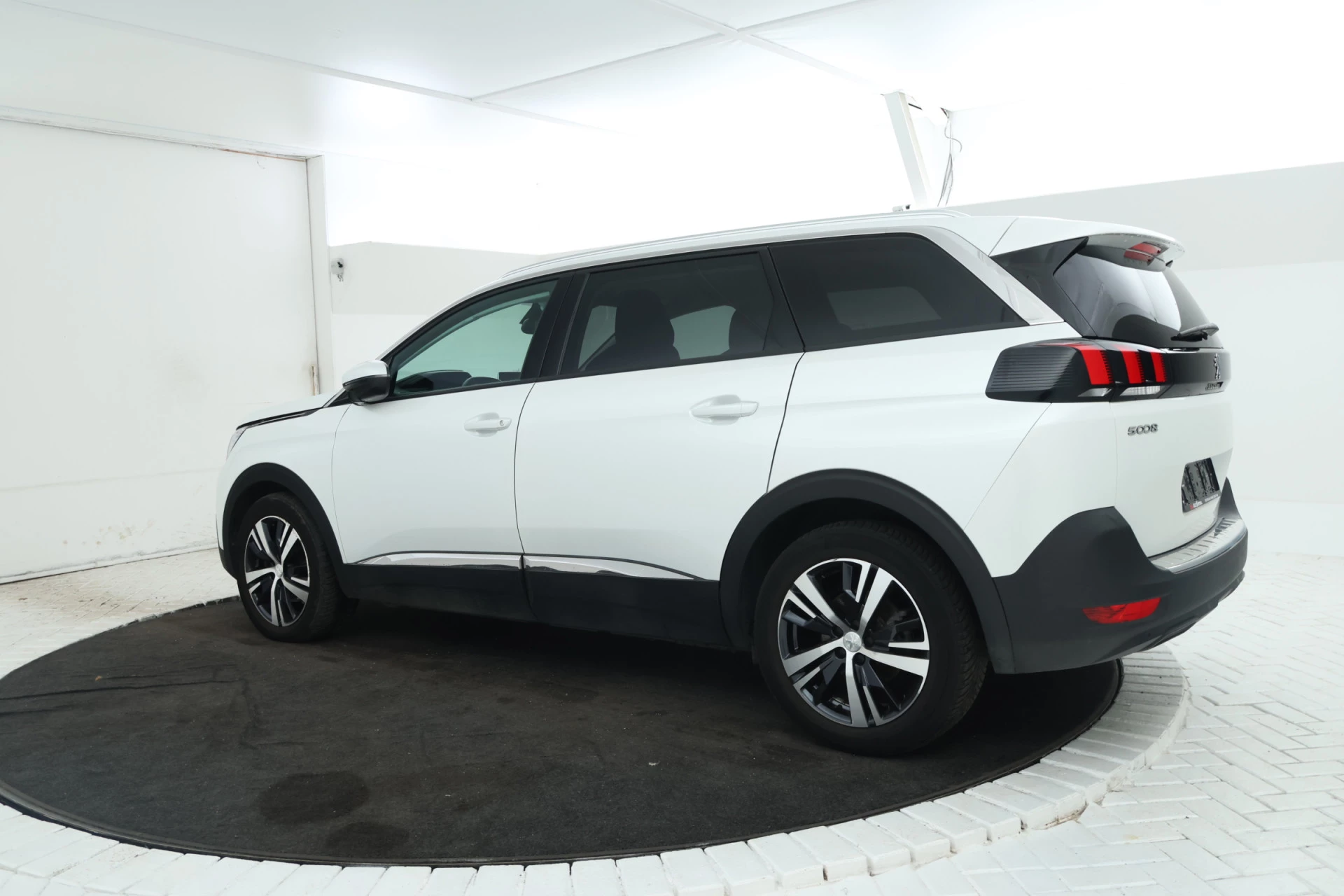 Hoofdafbeelding Peugeot 5008