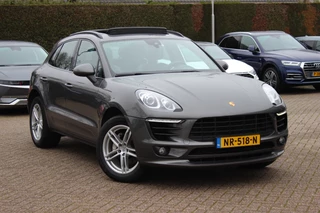 Porsche Macan 2.0 / Panoramadak / Camera / Adaptieve stoelen / Sportchrono / 19'' / Navigatie / Bose / Stoelverwarming / Cruise Control