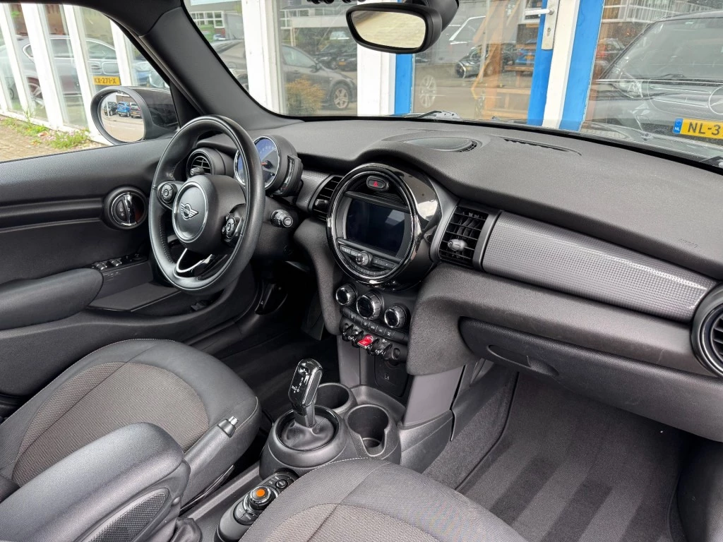 Hoofdafbeelding MINI 5-deurs