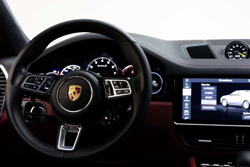 Hoofdafbeelding Porsche Cayenne