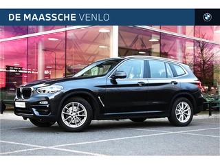 BMW X3 xDrive20i High Executive Automaat / Panoramadak / Sportstoelen / Adaptieve LED / Navigatie Professional / PDC voor + achter / Leder