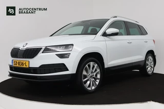 Skoda Karoq 1.5 TSI ACT Style Business (STOELVERWARMING, ACHTERUITRIJCAMERA, NAVIGATIE, CANTON AUDIO, SFEERVERLICHTING)