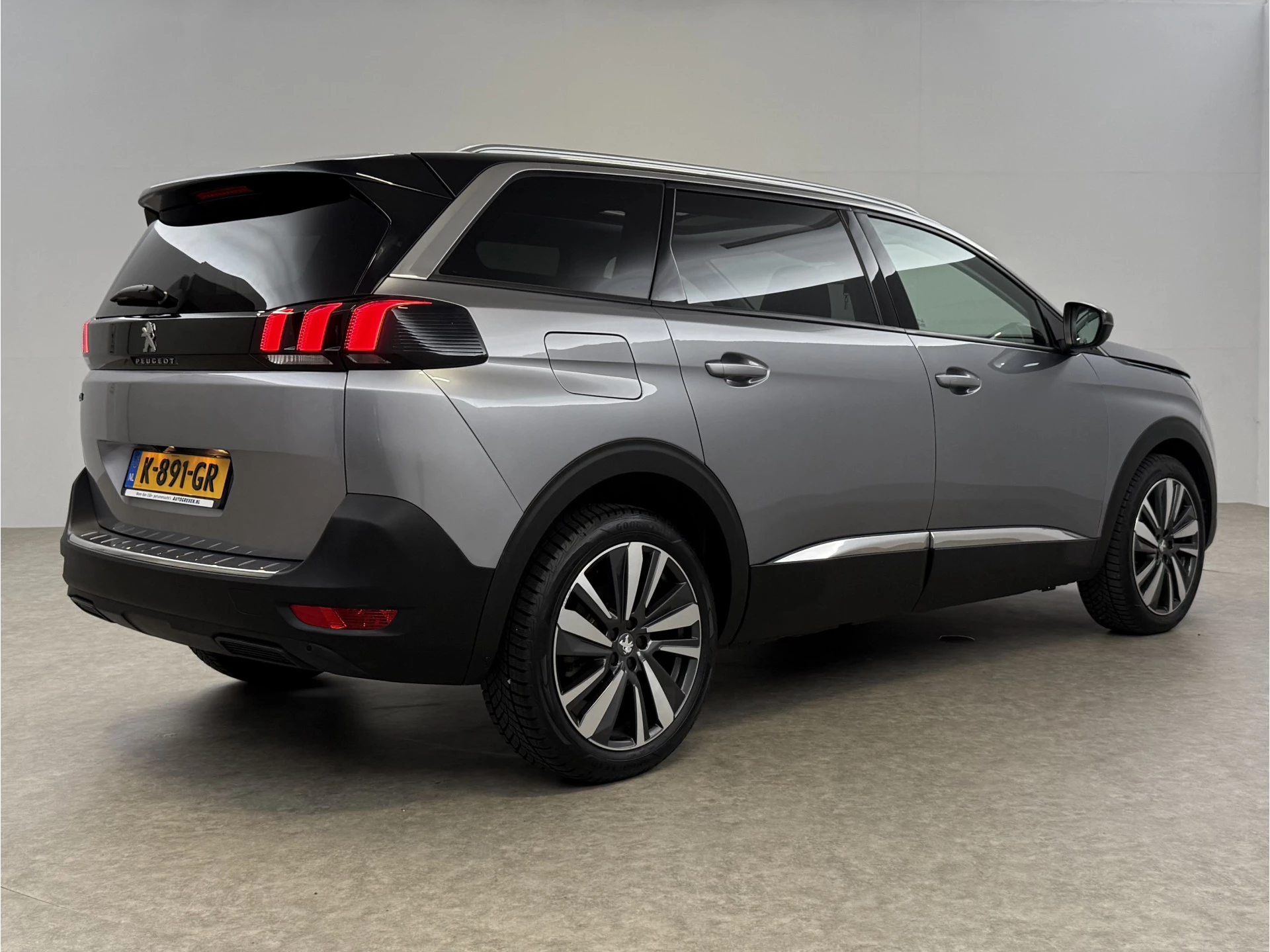 Hoofdafbeelding Peugeot 5008