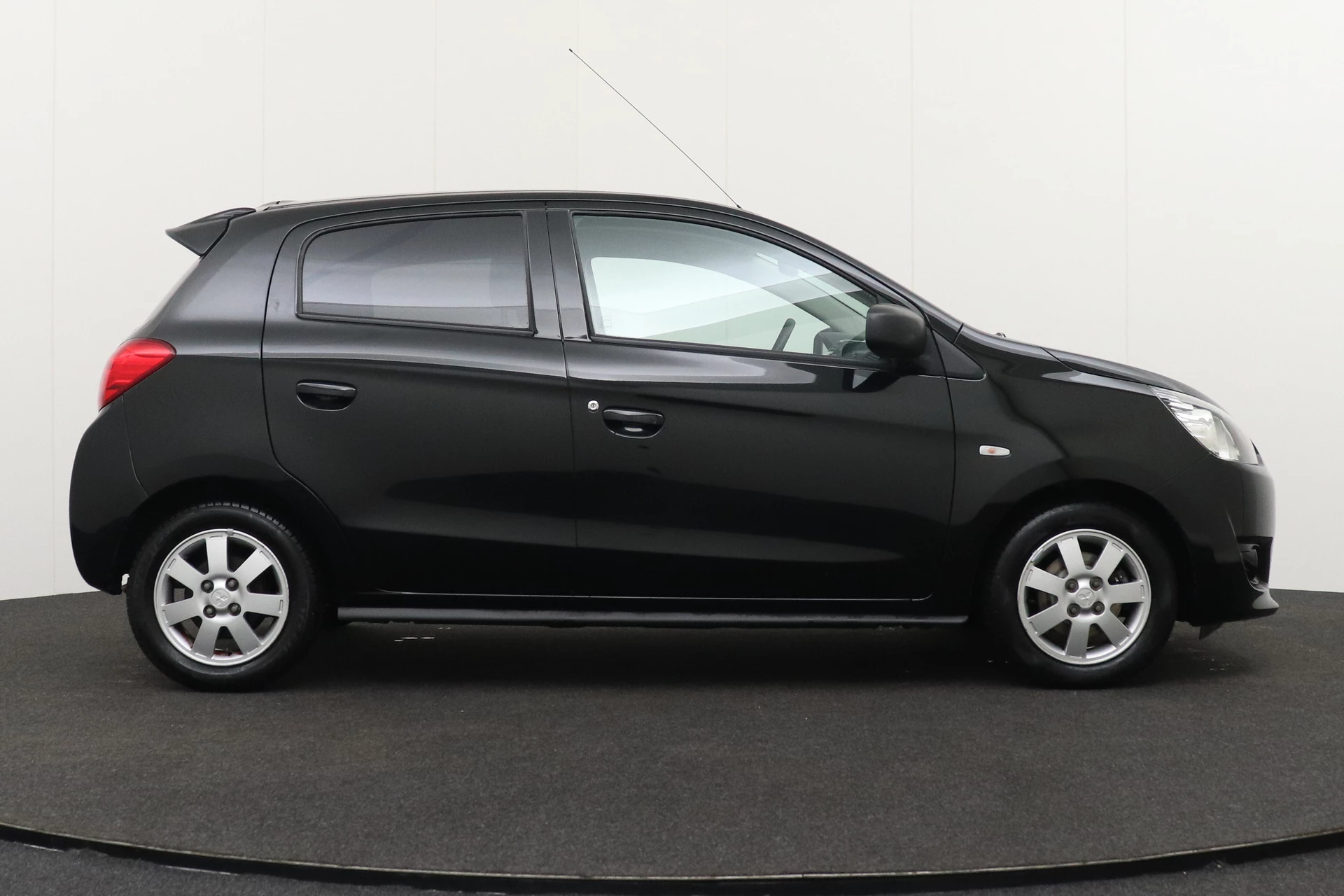 Hoofdafbeelding Mitsubishi Space Star