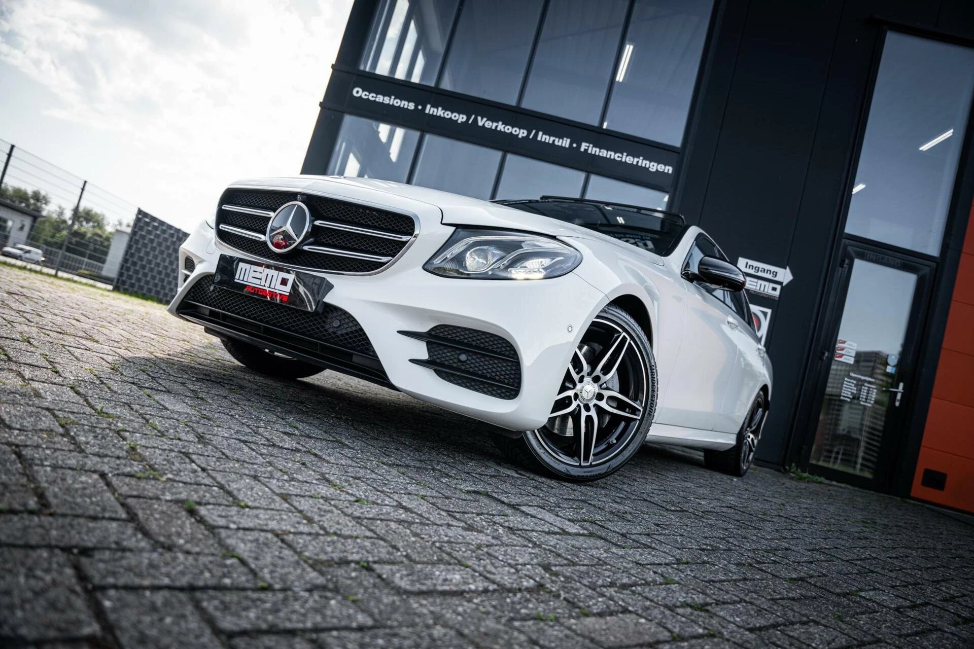 Hoofdafbeelding Mercedes-Benz E-Klasse