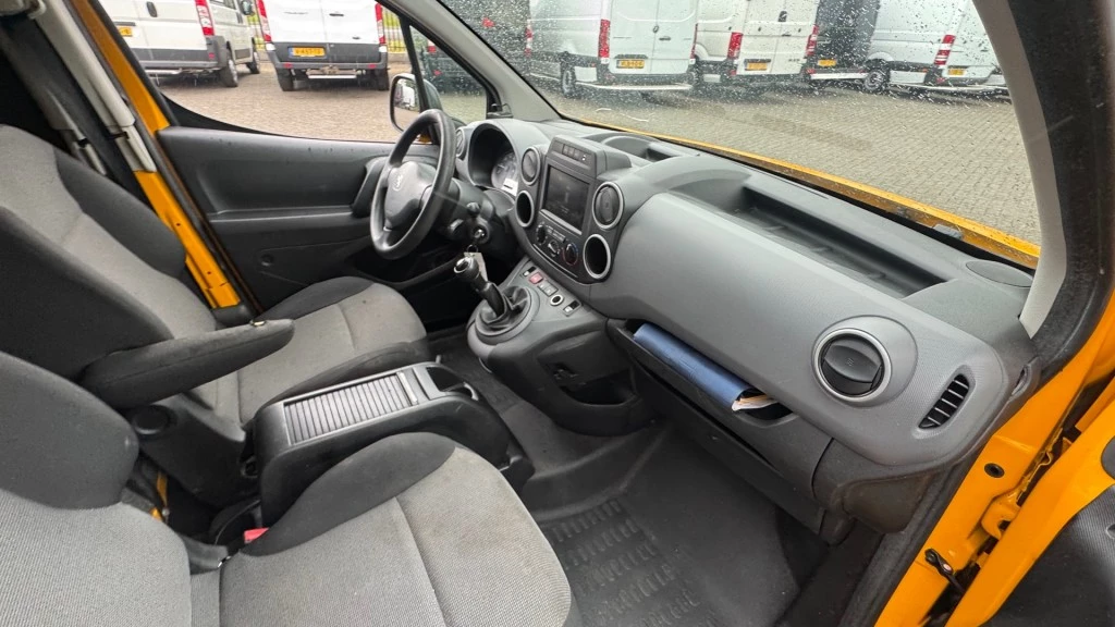 Hoofdafbeelding Peugeot Partner