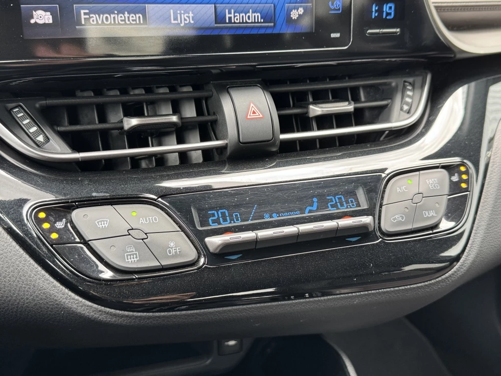 Hoofdafbeelding Toyota C-HR