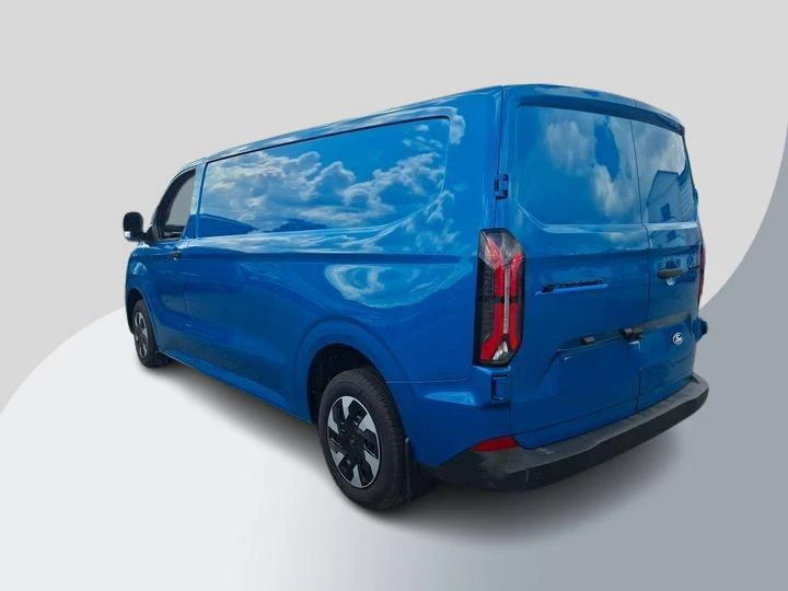 Hoofdafbeelding Ford E-Transit Custom