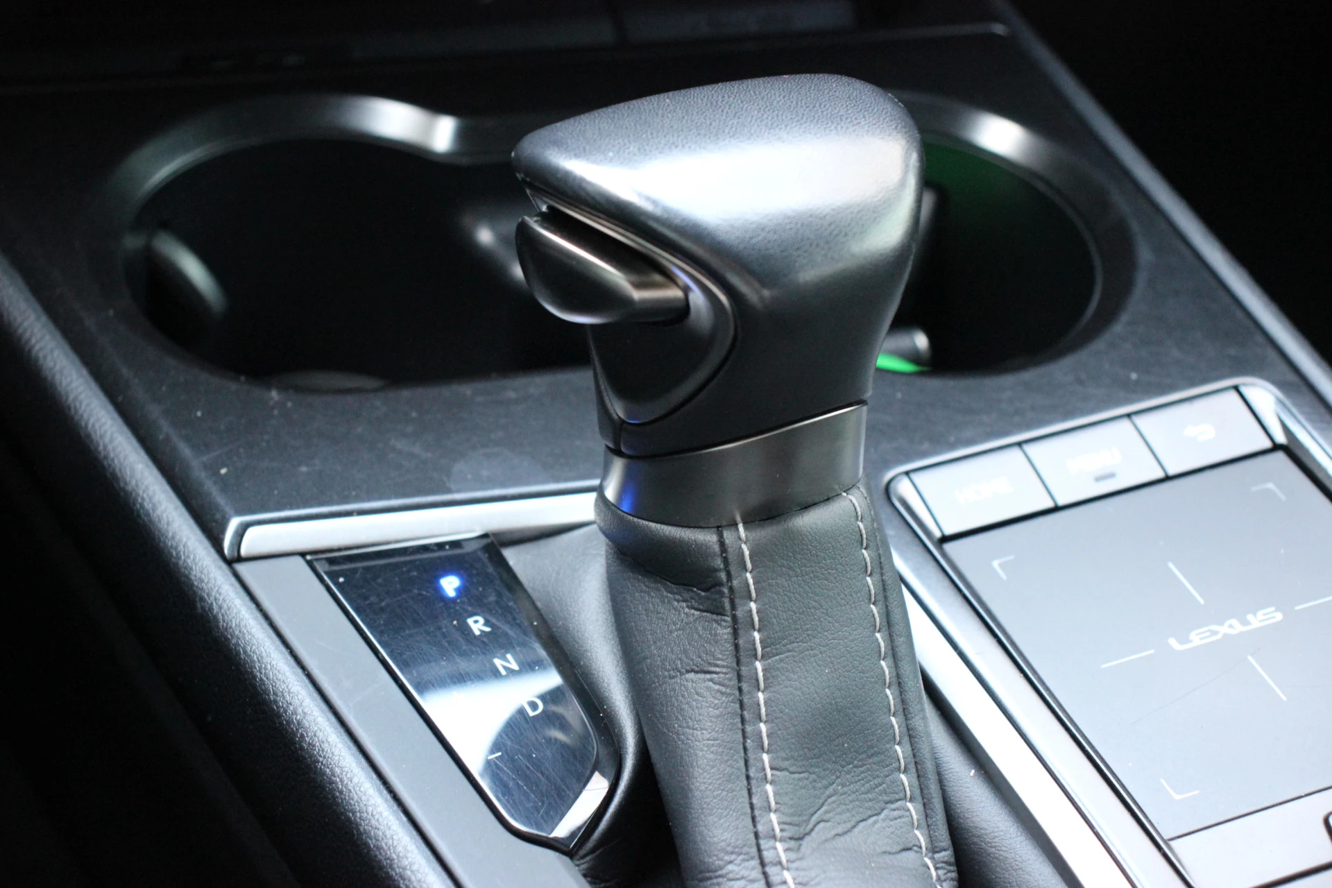 Hoofdafbeelding Lexus UX