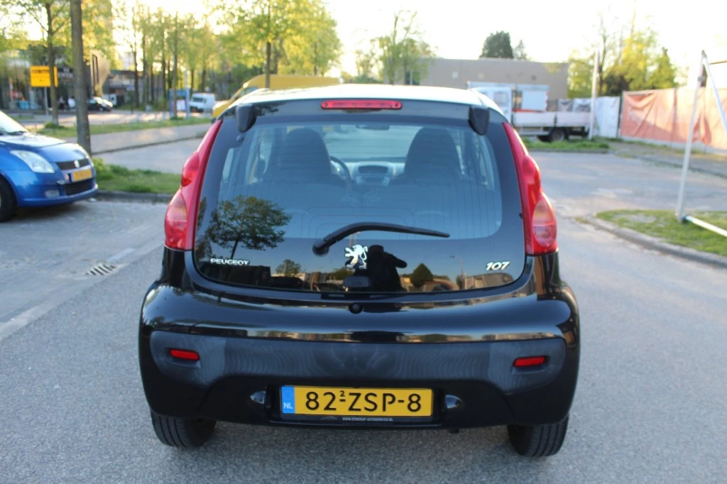 Hoofdafbeelding Peugeot 107