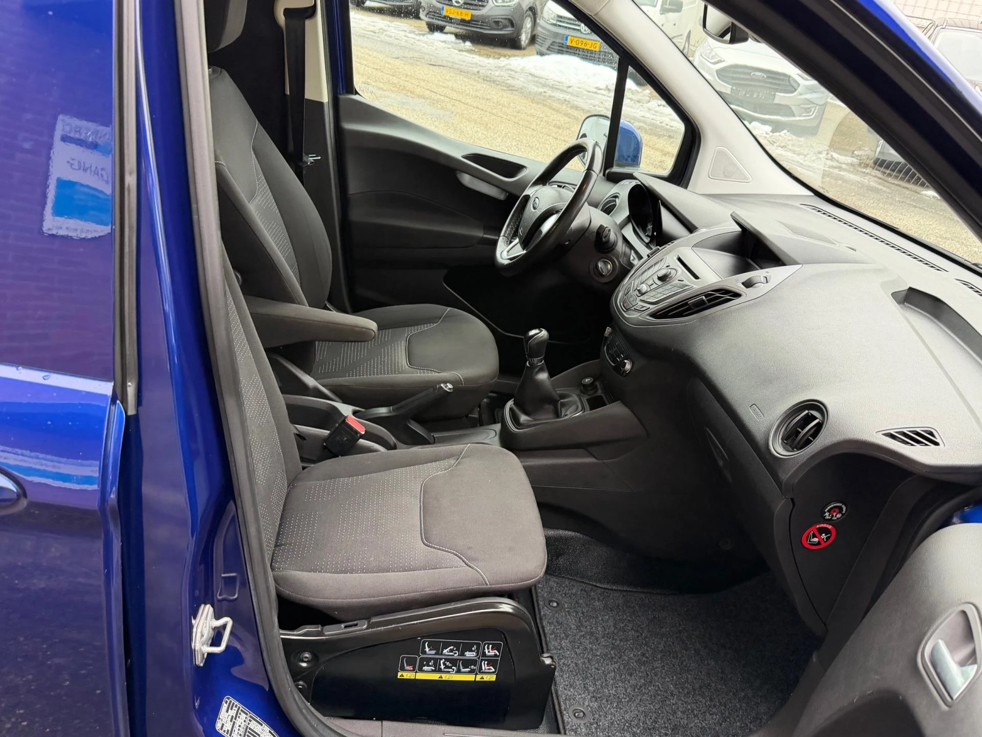 Hoofdafbeelding Ford Transit Courier