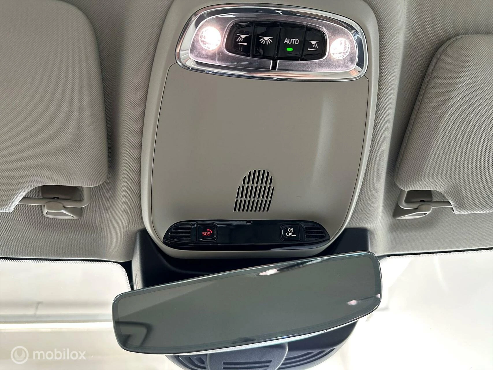Hoofdafbeelding Volvo V90