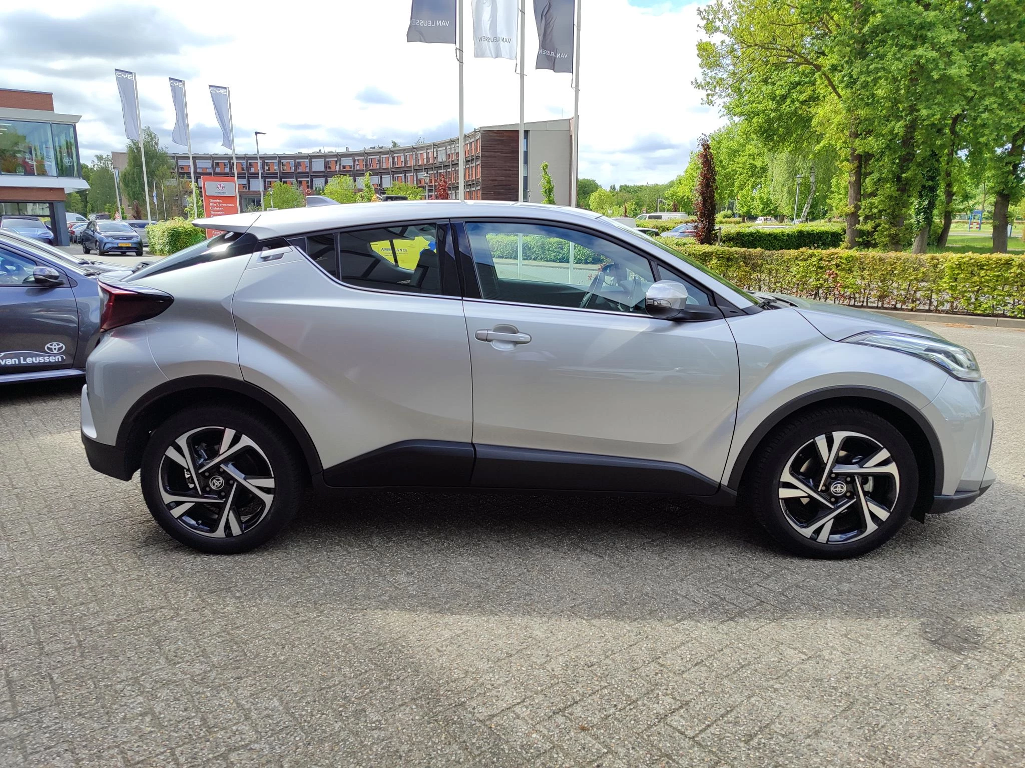 Hoofdafbeelding Toyota C-HR
